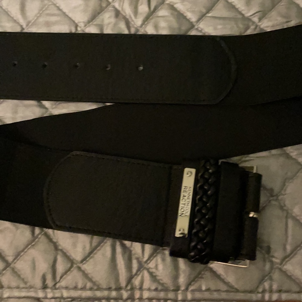 Kenneth Cole stretch leather belt